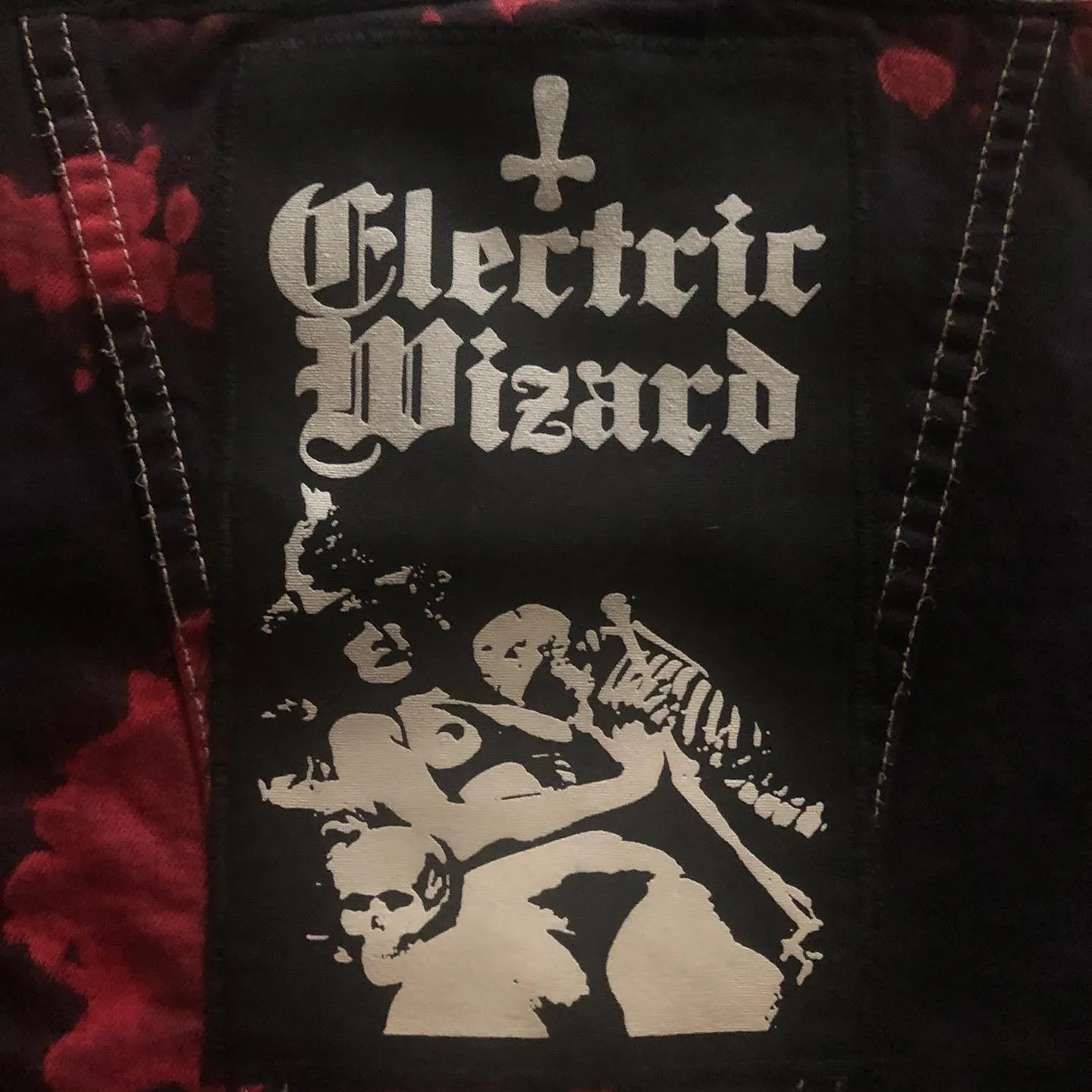 Electric Wizard Girls' Black 'n' Bloody Red Tie-Bleach Denim Cut-Off Black Mass Doom Metal