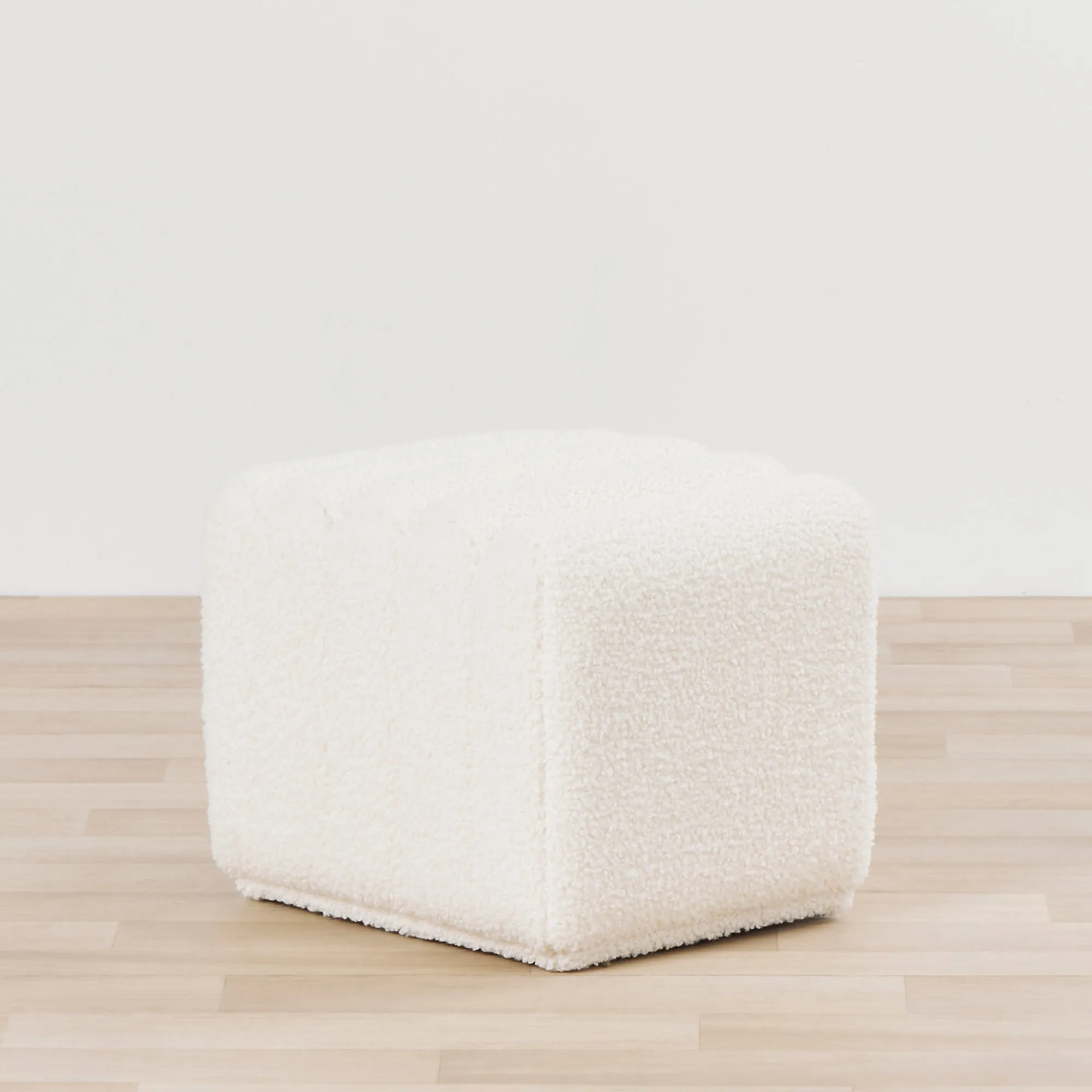 Florie Ottoman - Shearling