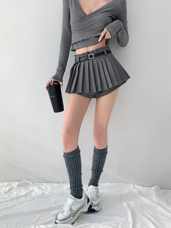 Heartbeat belt mini skirt