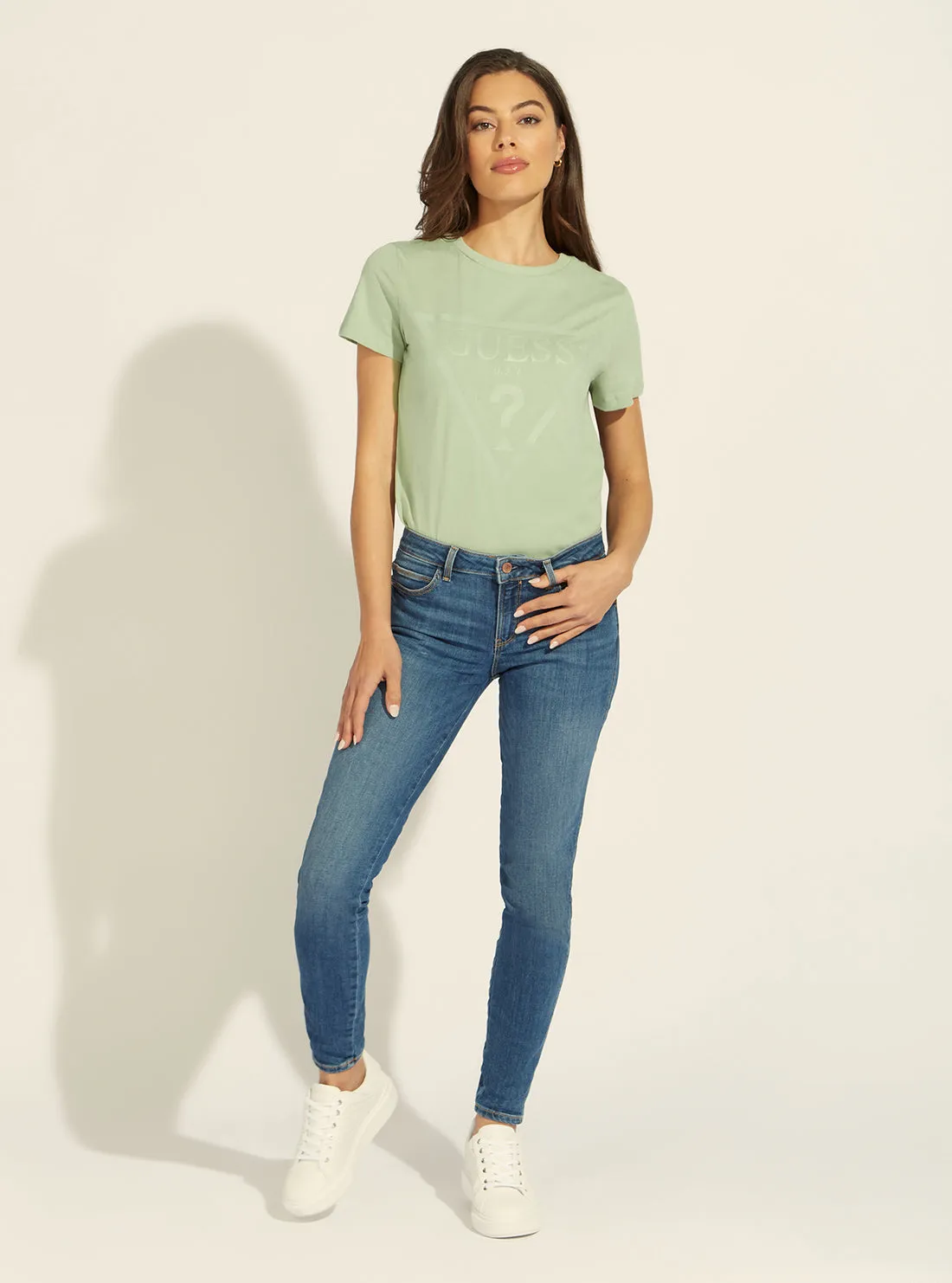 Mid-Rise Skinny Curve Denim Jeans in Carry Mid Wash