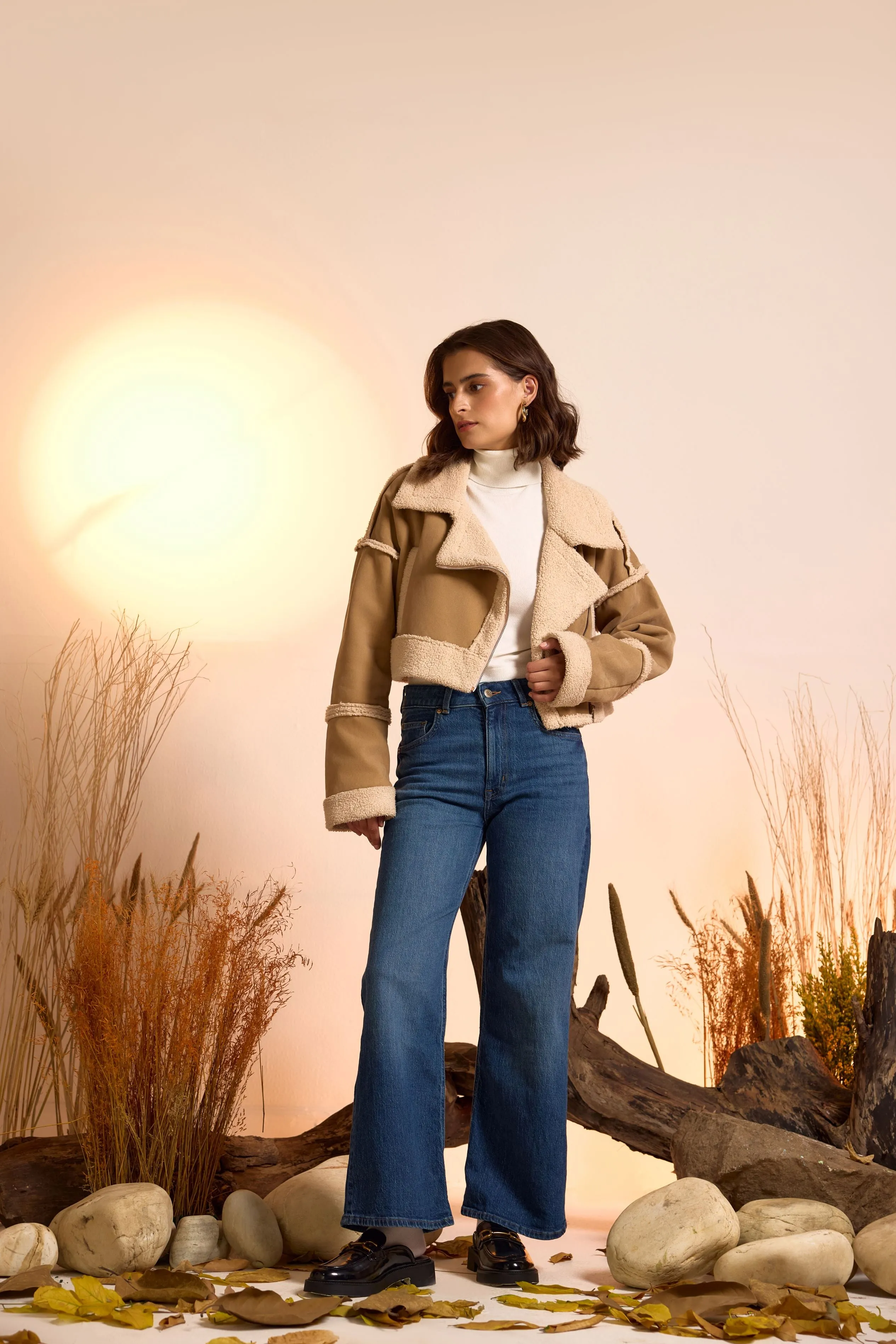 Notch Lapel Cropped Shearling Jacket