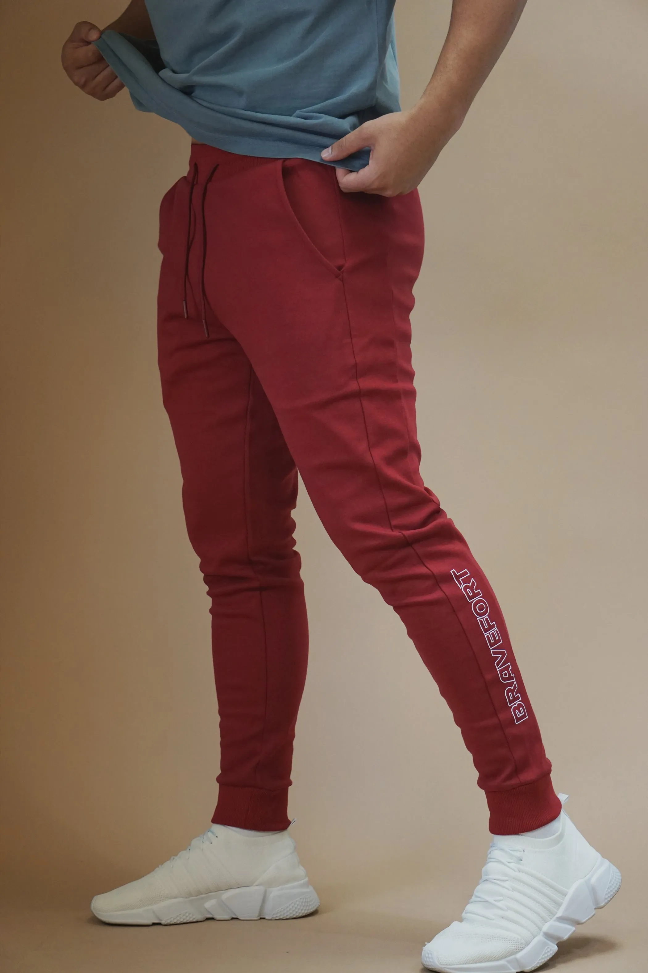 Vento Joggers / Red